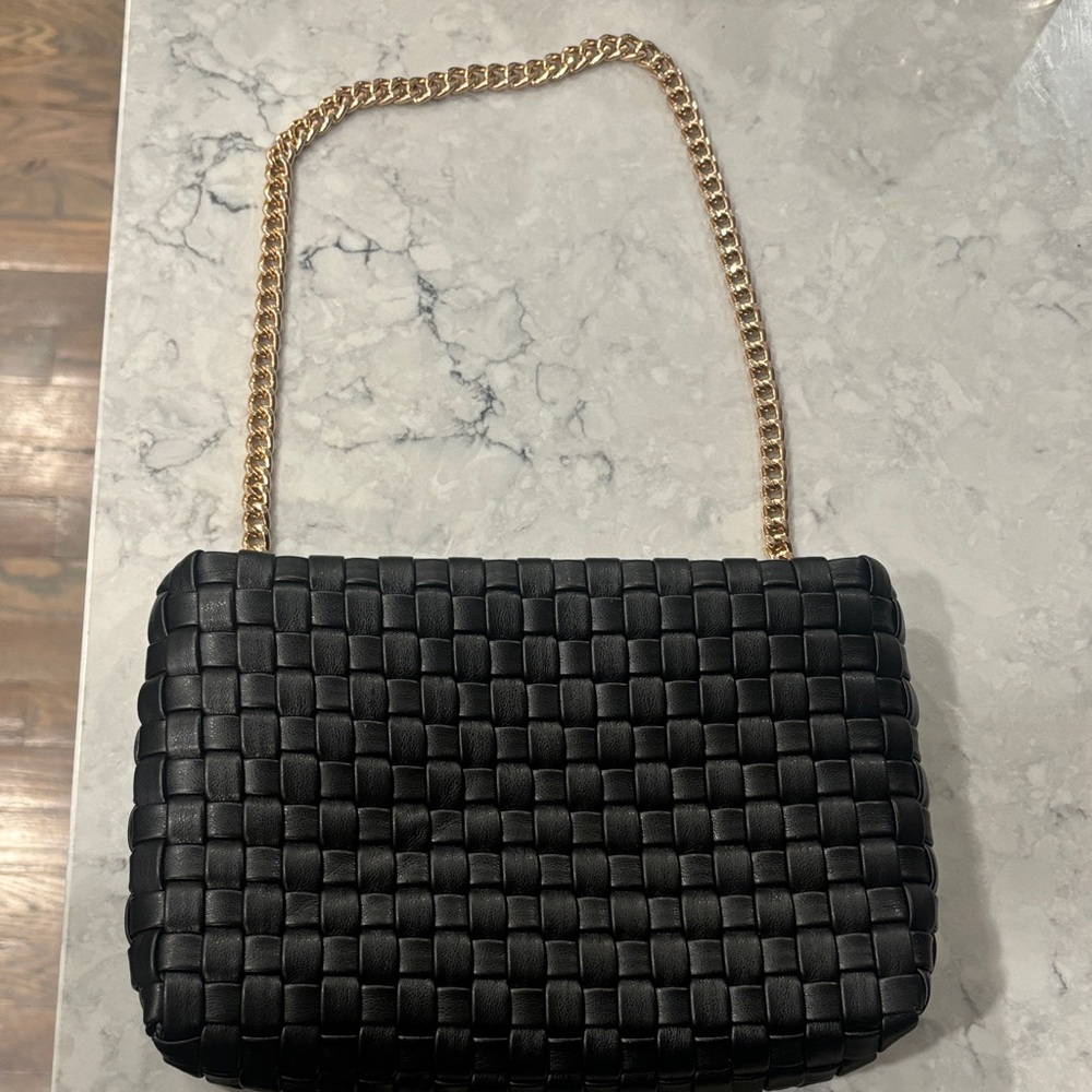 Abercrombie & Fitch Black Woven Shoulder Bag with Gold Chain